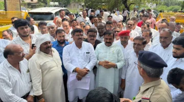 किसानों से 100 प्रतिशत मूंग खरीदी की मांग, कांग्रेस ने सौंपा ज्ञापन