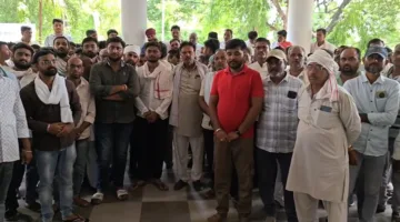 सीबीजी-सीएनजी प्लांट के विरोध में ग्रामीणों ने कलेक्टर को सौंपा ज्ञापन