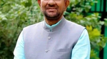 मंत्री लखन पटेल को हटाया
