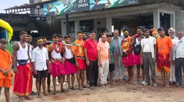 कावड़ यात्रियों का स्वागत कर कराया भोजन, ढाबे पर कराया रात्रि विश्राम