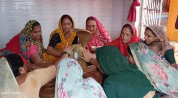 सावन के पहले सोमवार शिवालयों में उमड़ी श्रद्धालुओं की भीड़