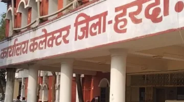 अमावस्या पर नर्मदा के घाटों पर स्नान और नौकायन प्रतिबंधित  