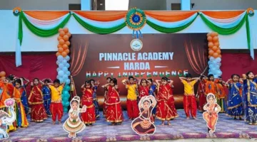 पिनेकल एकेडमी में हर्षोल्लास से मनाया स्वतंत्रता दिवस